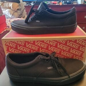 Vans Doheny Canvas shoes, Black on Black - Brand New